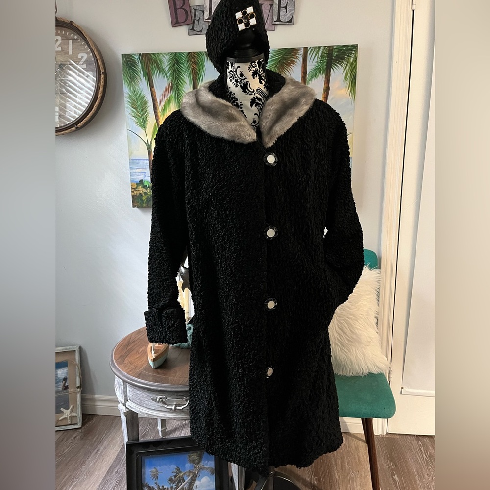 Black Faux Fur  lamb Coat with Gray Faux Fur Collar - Picture 4 of 8